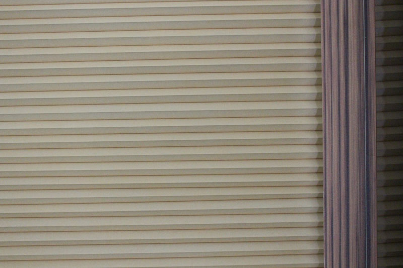 原木色蜂巢簾